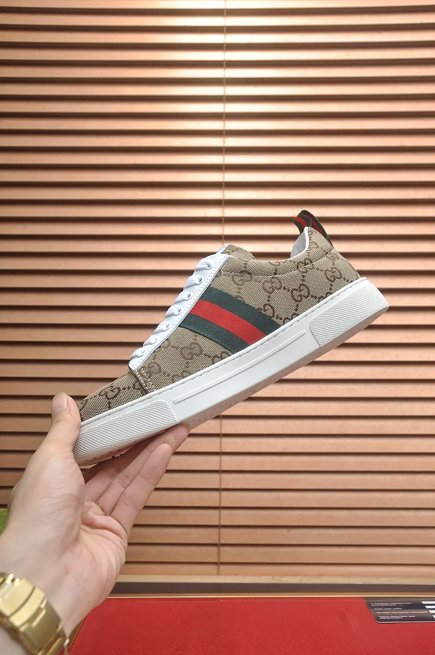 Men's men's shoes💰420💶[GUCCI Gucci] official website 1:1 men's sports shoes are now on the market, using original Gucci fabric + gluten lining, plus the official website original 1:1 comfortable outsole. Fashionable and versatile, super comfortable and breathable. 5 colors available, standard shoe size 38/45 (custom-made sizes 45 are non-refundable)